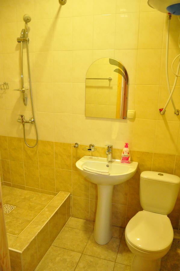 Hostellux Odesa Exterior photo